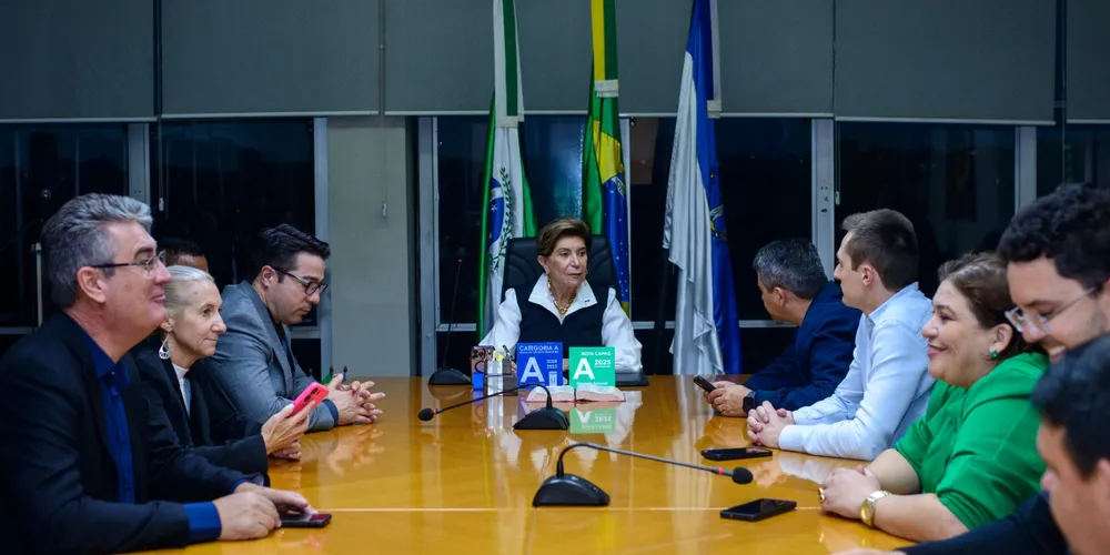 A ampliação no número de pontos de venda a partir do credenciamento de mercearias e supermercados em todas as regiões da cidade foi discutido em reunião