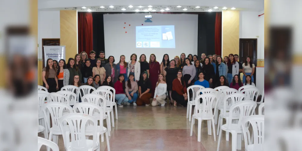 O evento também foi uma oportunidade para discutir o processo de formação do professor alfabetizador