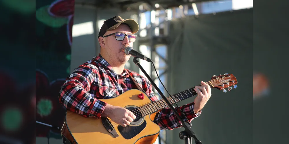 Podem participar cantores solo, duplas ou trios, que devem escolher entre três categorias disponíveis: Sertanejo Autoral, Sertanejo Raiz ou Sertanejo Universitário