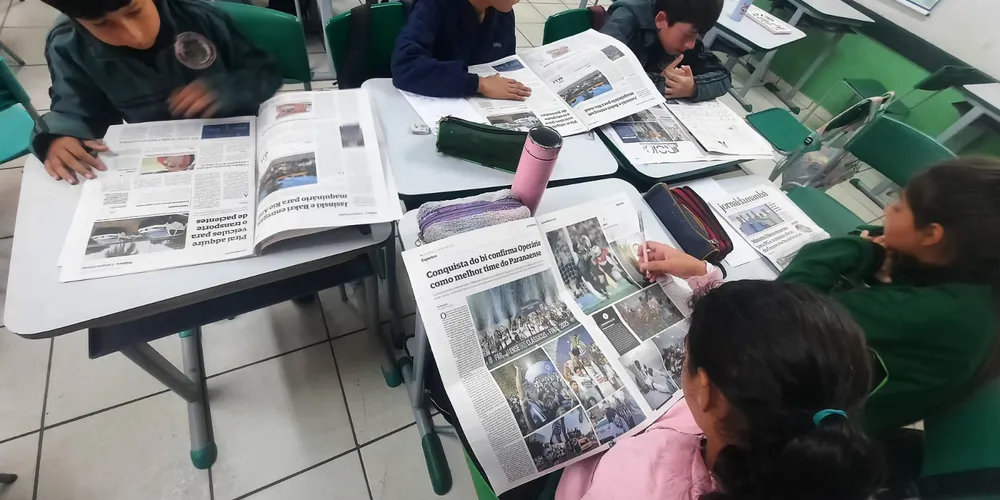 Diversos conteúdos permitiram que educandos construíssem seu periódico