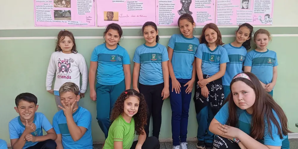 Educandos percorreram importantes momentos da história nacional