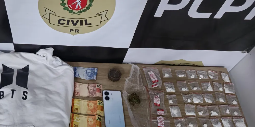 Com a suspeita foram encontradas drogas e certa quantia em dinheiro