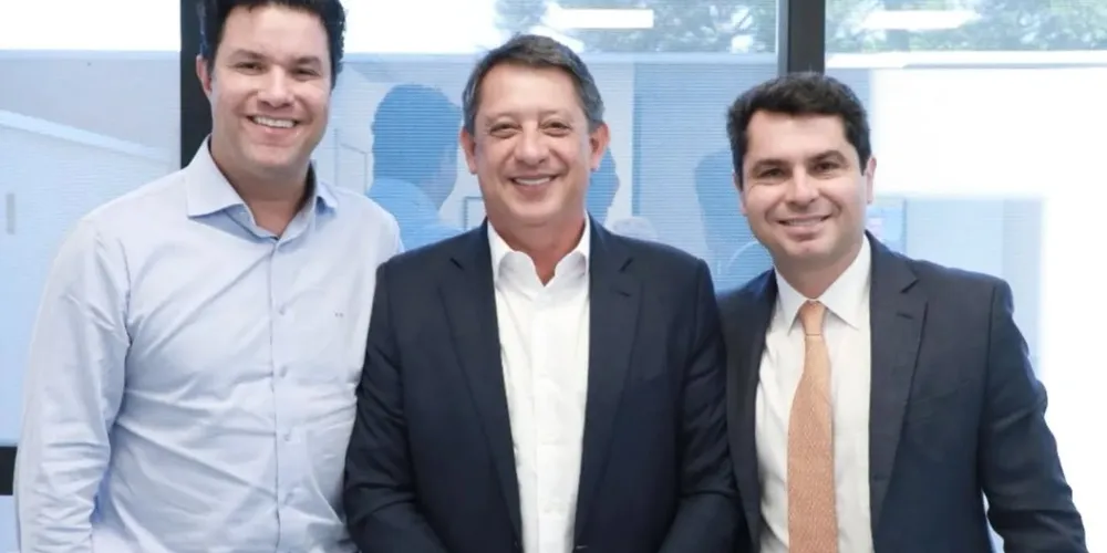 Guto Silva, Gerson Nunes e Alexandre Curi estiveram reunidos.