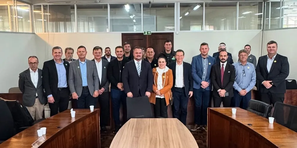 Lideranças estiveram reunidas nessa segunda-feira (02)