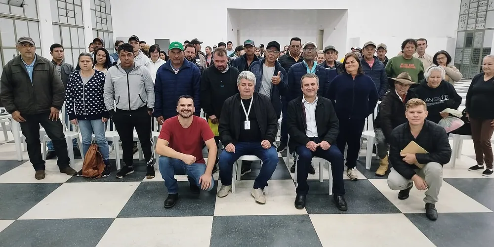 Encontro foi realizado na noite da última terça-feira (03)