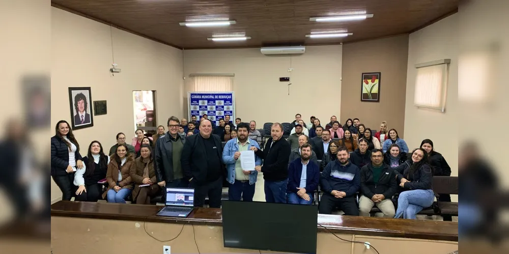 O encontro aconteceu na manhã desta segunda-feira (02).