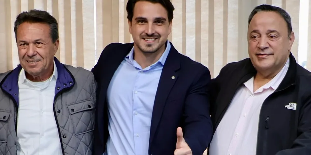Márcio Nunes, Emiliano Gomes e Hussein Bakri estiveram reunidos recentemente, em Curitiba