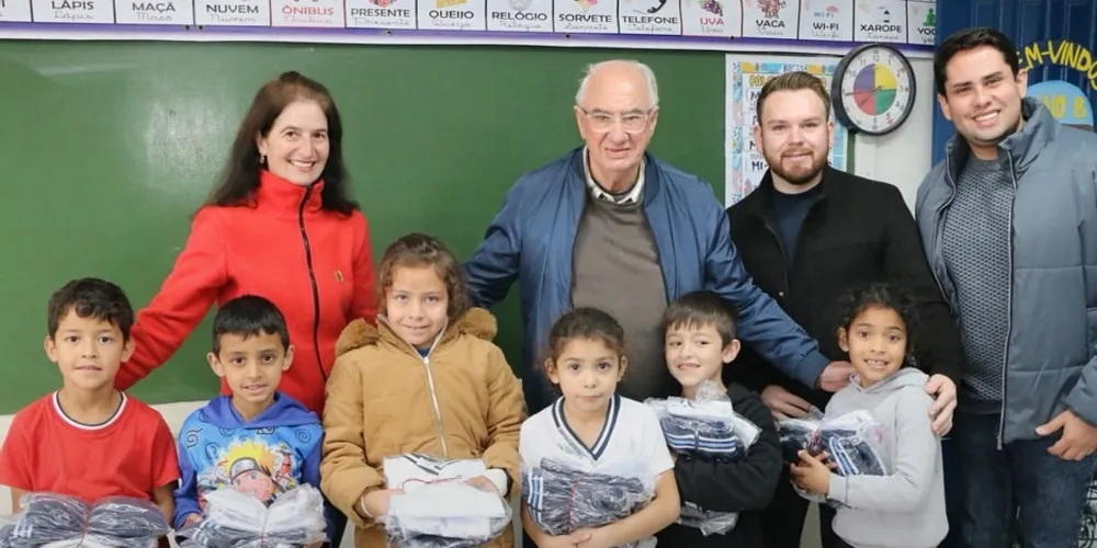 O ato aconteceu nesta terça-feira (10)