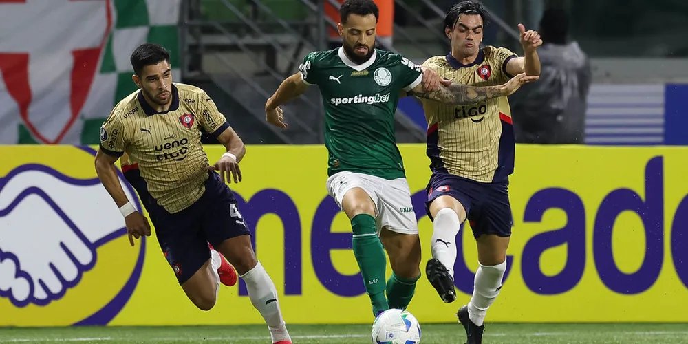 O Palmeiras venceu o primeiro jogo, em casa, por 1 a 0