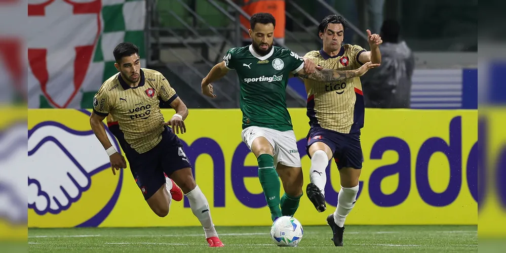 O Palmeiras venceu o primeiro jogo, em casa, por 1 a 0