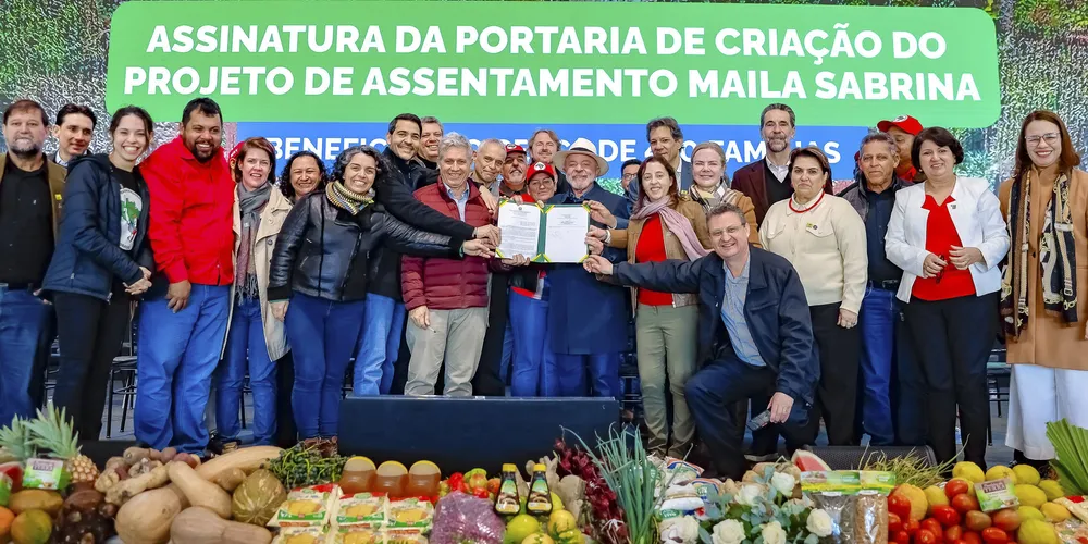 Ato reuniu lideranças federais, estaduais e municipais na comunidade Maila Sabrina