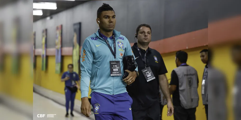 Casemiro volta à titularidade no Brasil após algum tempo afastado
