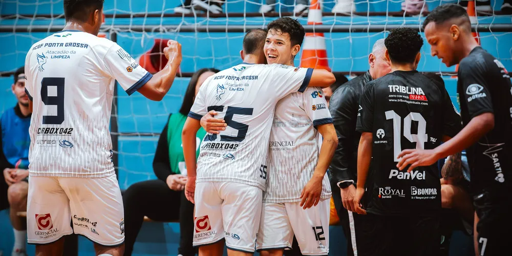 Equipe de Ponta Grossa ocupa a terceira colocação do Paranaense