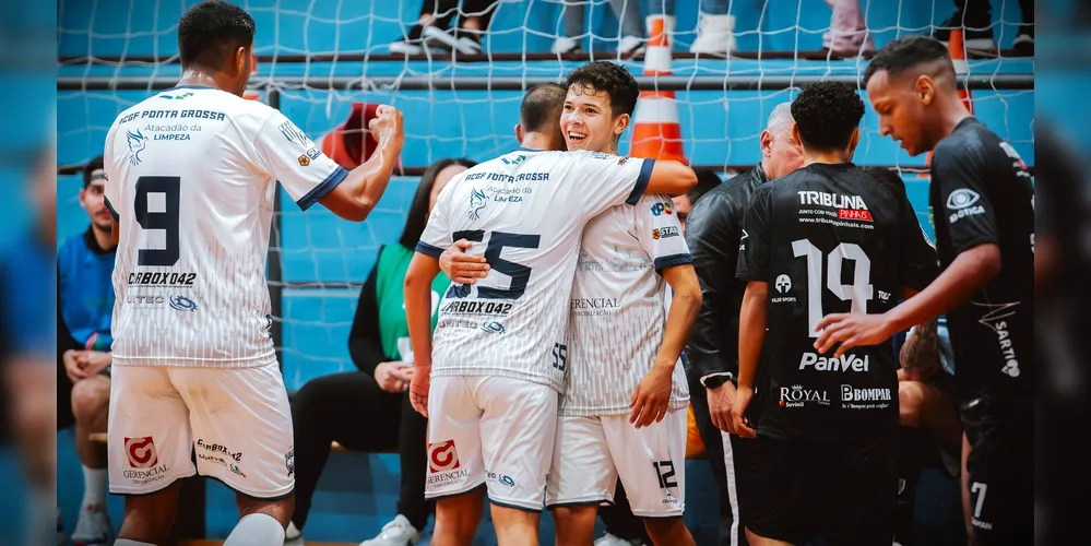 Equipe de Ponta Grossa ocupa a terceira colocação do Paranaense