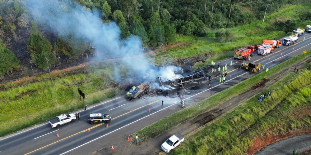 Acidente ocorreu por volta das 13h50