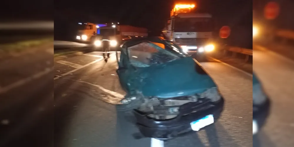 Fiat Palio teve danos significativos após a batida