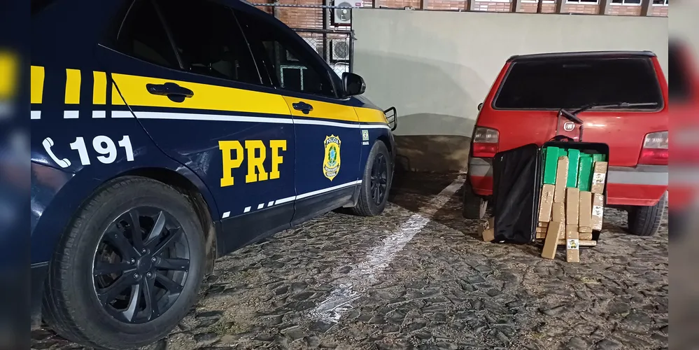 Entorpecente e carro foram apreendidos