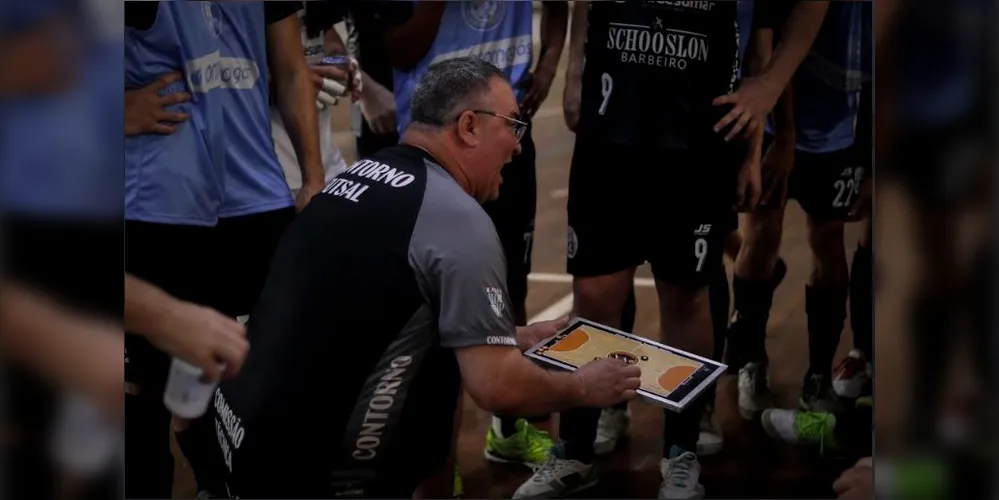 Técnico do Contono Futsal, Arnaldo Tozetto