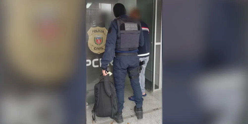 O homem foi encaminhado à Delegacia de Polícia de Campo Largo