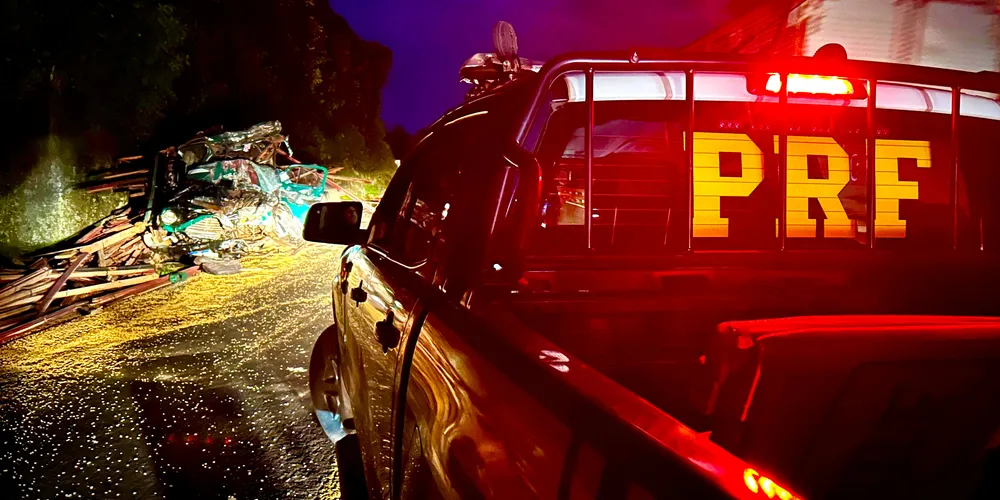 Agentes da Polícia Rodoviária Federal estiveram na ocorrência