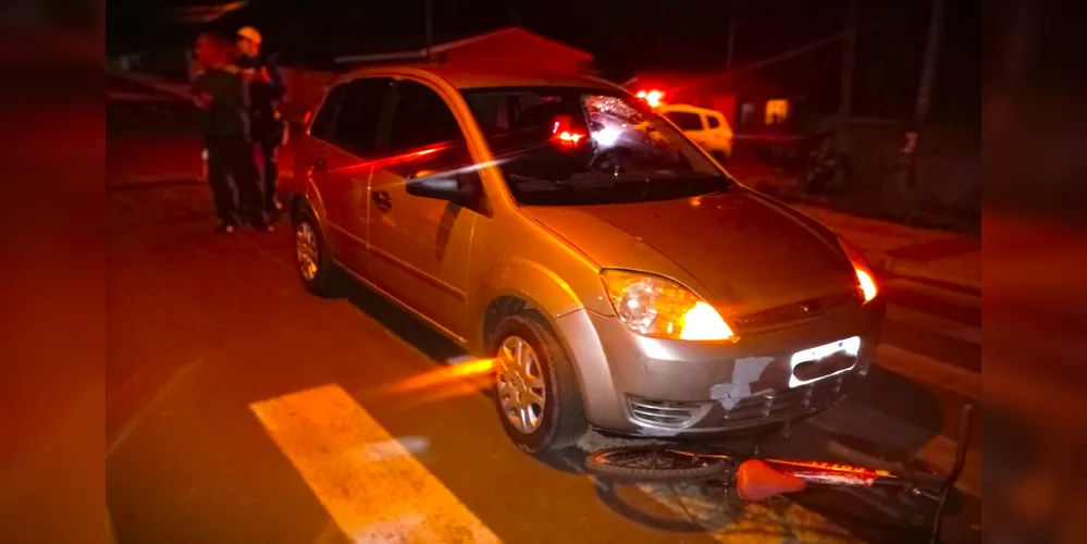 Carro seguia pela rua Maria Ângela Caldas