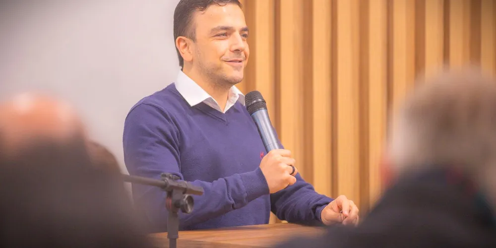 Aliel Machado durante o anúncio do início das obras