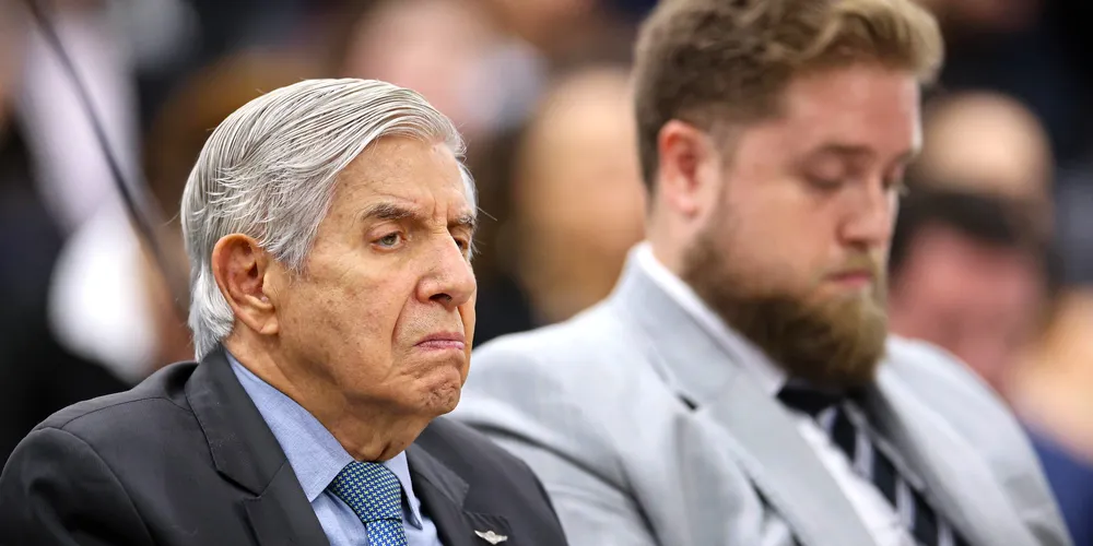 Augusto Heleno e seu advogado, Matheus Milanez