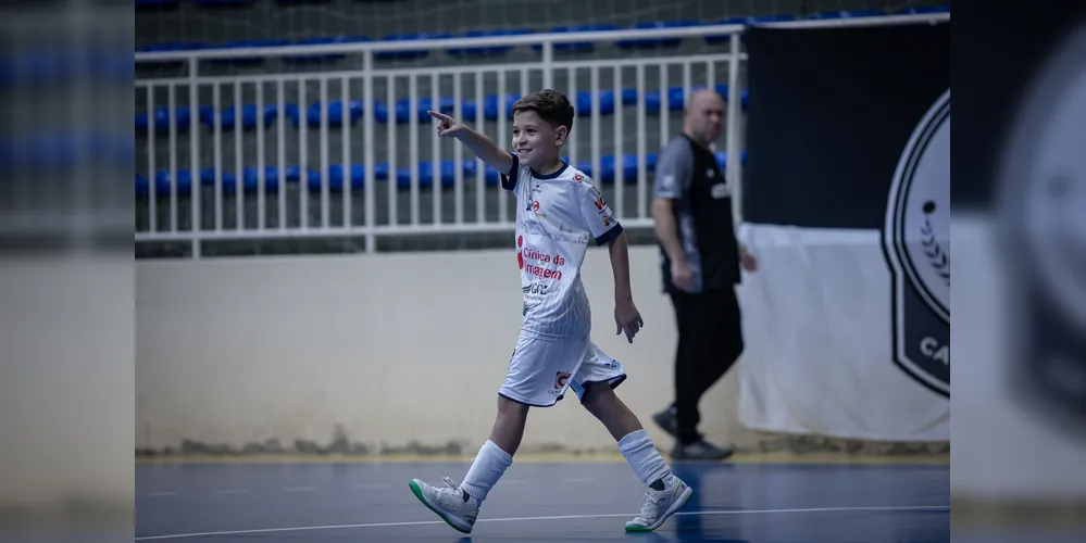 Nos últimos 14 jogos, somando todas as competições, 'lobo-guará' sub-11 soma 11 vitórias e dois empates