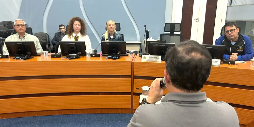 Membros da CEI fizeram diversos questionamentos aos engenheiros agrônomos da secretaria de Meio Ambiente