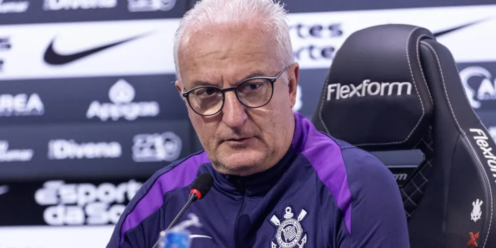 Dorival Júnior foi apresentado pelo Corinthians nesta terça-feira (29)