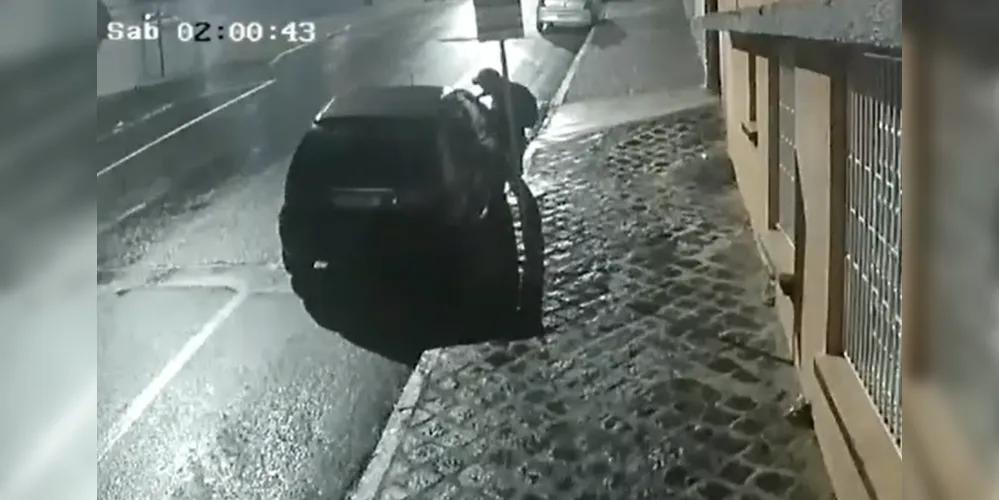 Furto aconteceu na rua Visconde de Nácar, na região central da cidade