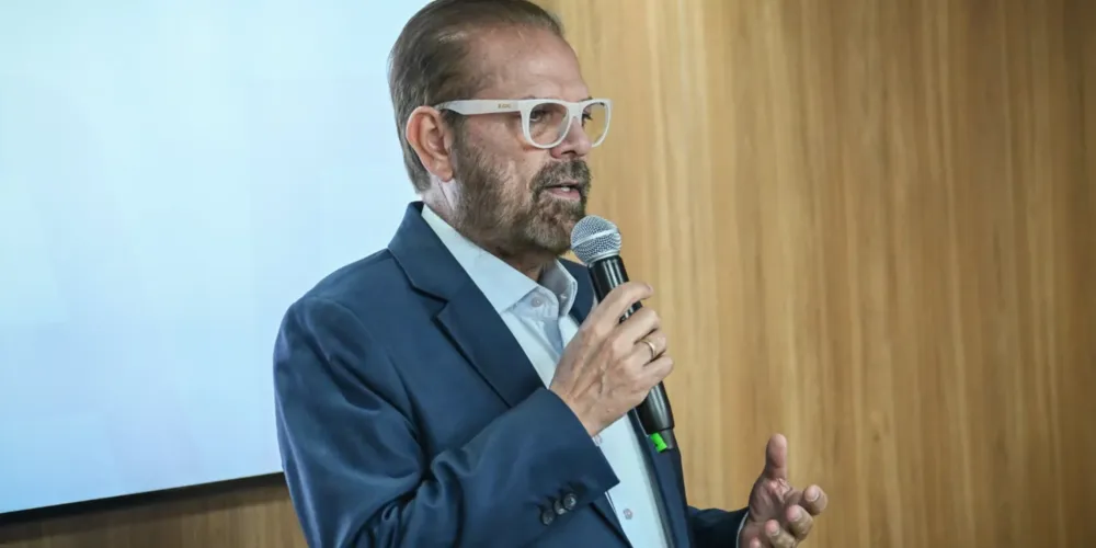 Clubes manifestaram apoio a Reinaldo Carneiro Bastos