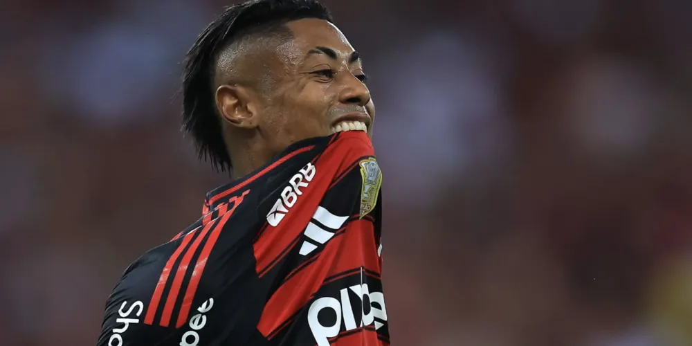 Bruno Henrique será titular em LDU x Flamengo