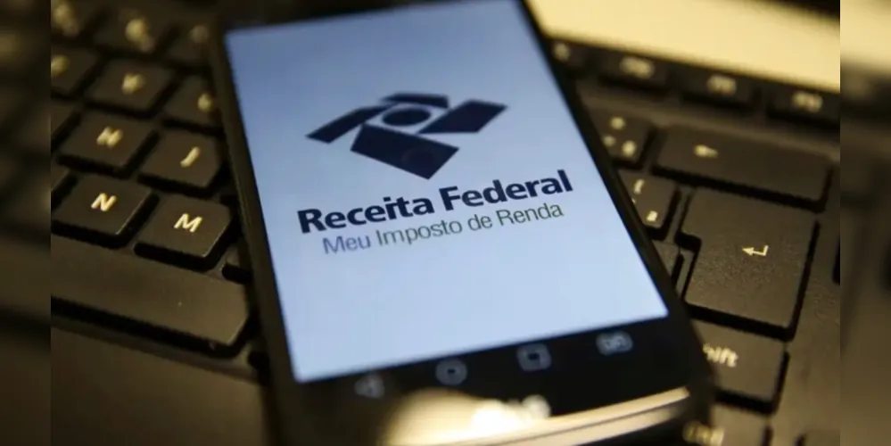 Pessoas com rendimentos tributáveis acima de R$ 33.888 no ano passado precisam declarar o IR