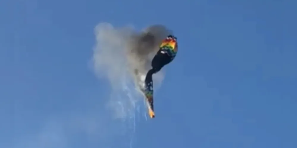De acordo com o piloto, um dos sobreviventes, a chama iniciou-se de um equipamento maçarico auxiliar que estava dentro do cesto e serve para iniciar a chama do balão principal