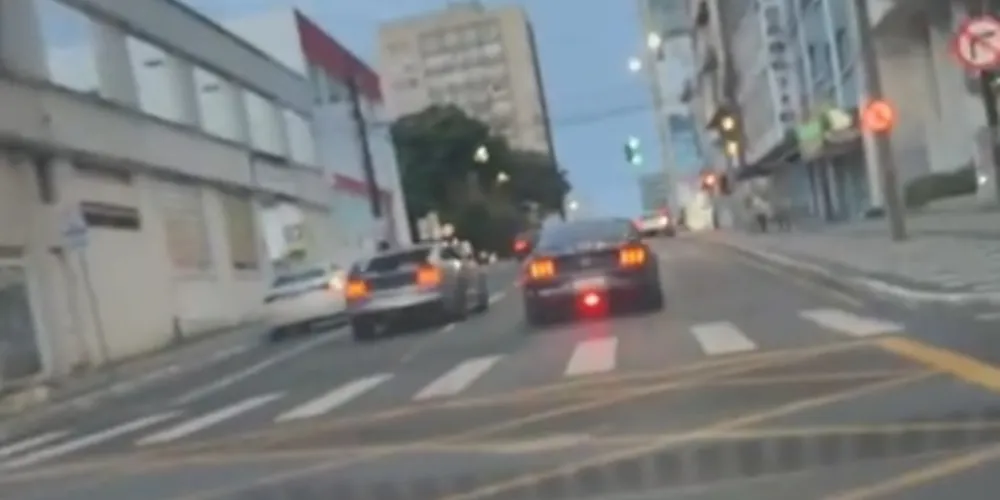 Situação assustou motoristas que trafegavam pelo local