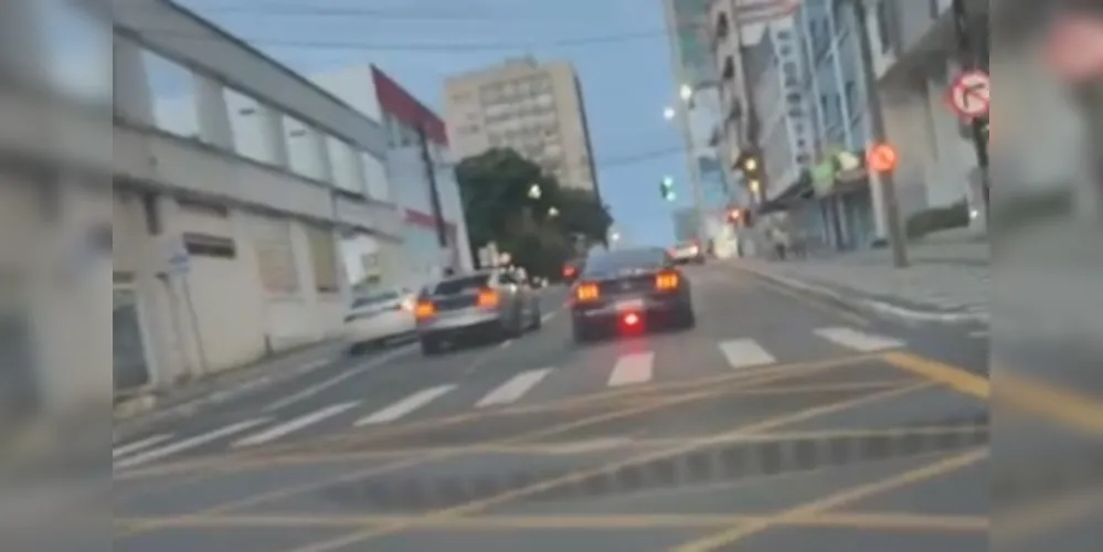Situação assustou motoristas que trafegavam pelo local