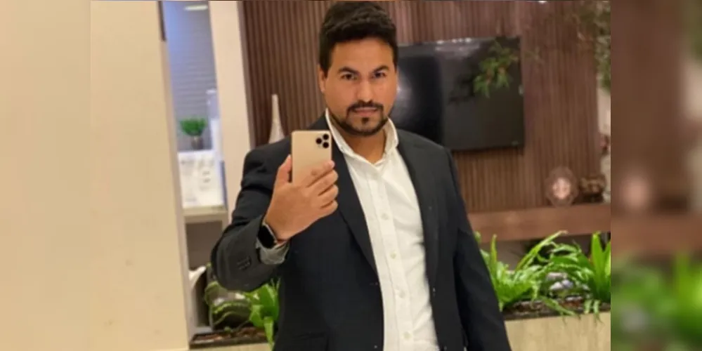Thiago Bitencourt Ianhes Barbosa (PL), 39 anos, é o médico e vereador do estado do Mato Grosso (MT) preso em flagrante pela Polícia Civil