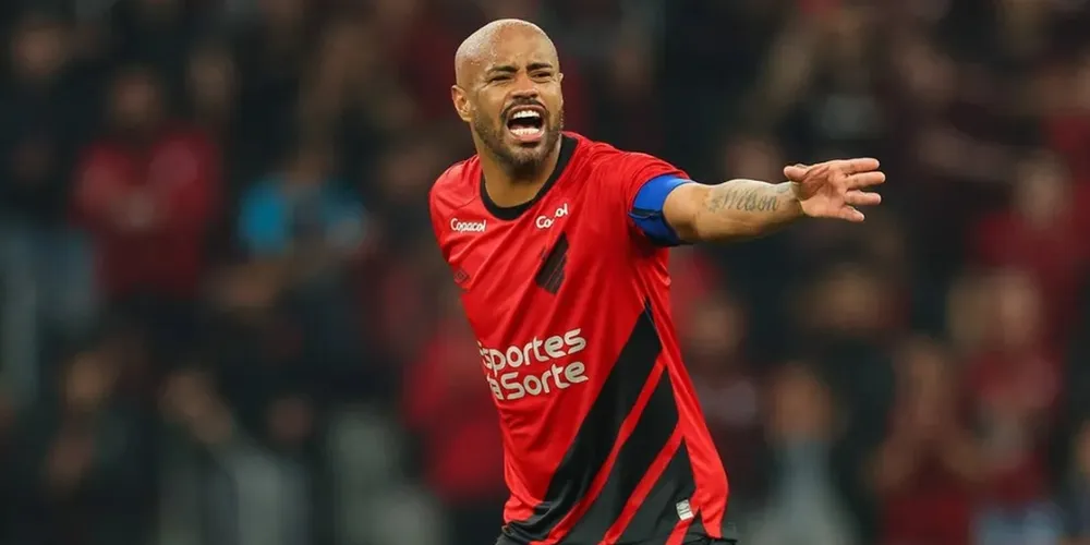 O zagueiro treinava separado da equipe desde o início de 2025