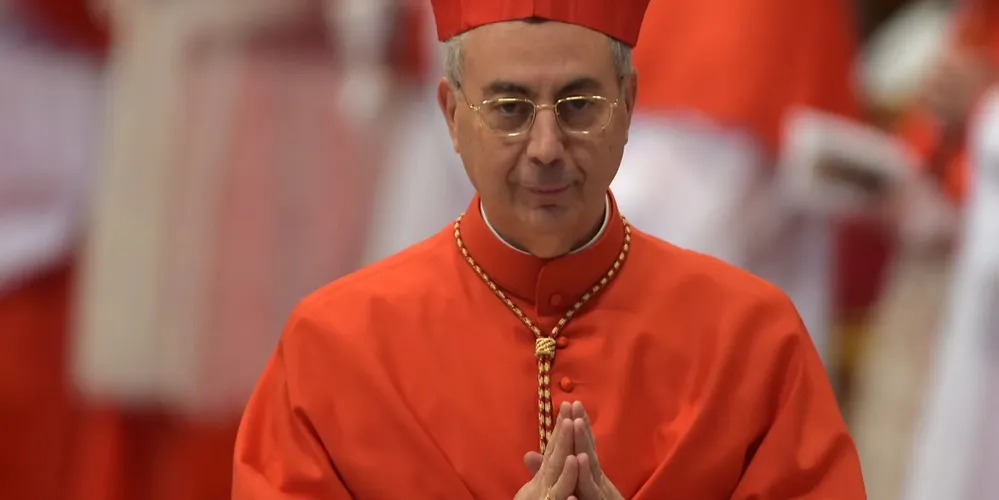 O francês Dominique Mamberti foi nomeado cardeal pelo papa Francisco durante um consistório na Basílica de São Pedro, no Vaticano, em 14 de fevereiro de 2015