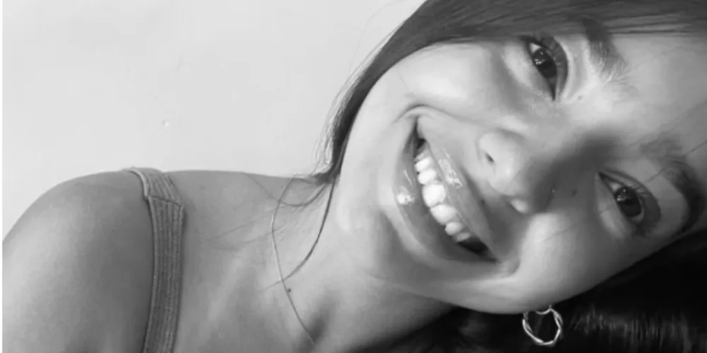 A jovem morreu envenenada