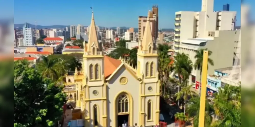 O bispo diocesano de Jundiaí, dom Arnaldo Carvalheiro Neto, chamou o ato de grave violência contra o espírito de comunhão, respeito e fraternidade que deve sempre reinar nos espaços sagrados