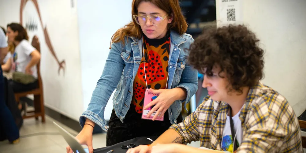 Aulas acontecerão presencialmente e também de maneira on-line