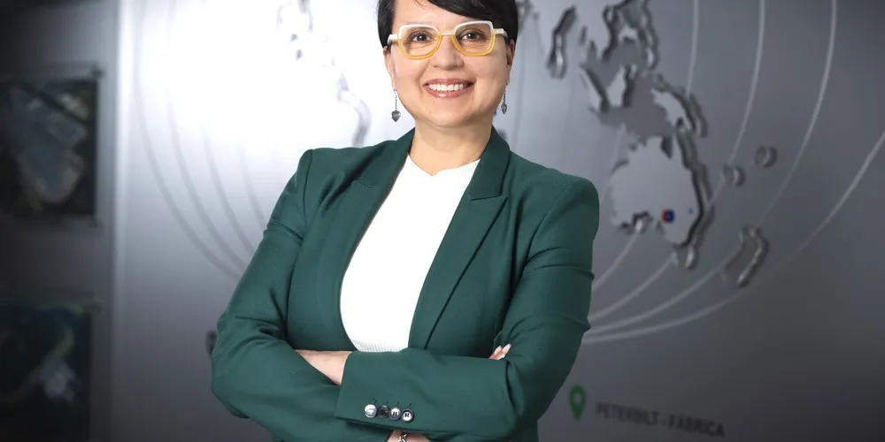 Presidente da DAF Caminhões, Larisa Gambrell, fez o anúncio das novidades