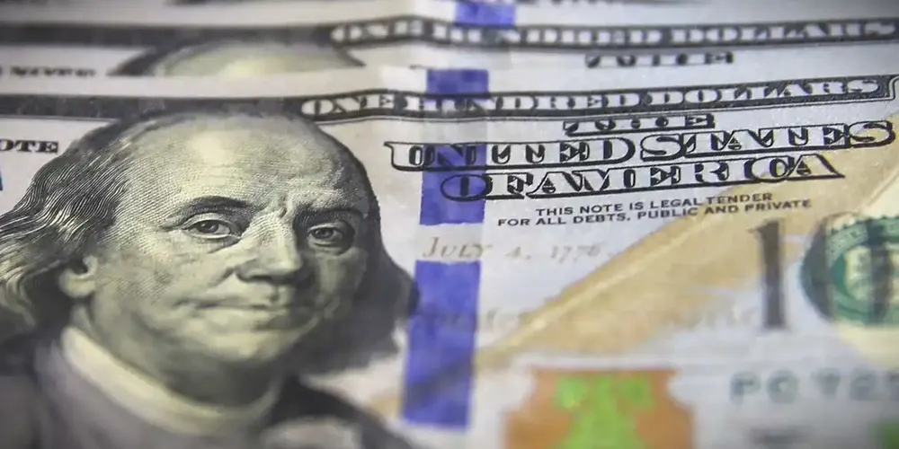 Dólar acumula queda de 0,58% na semana