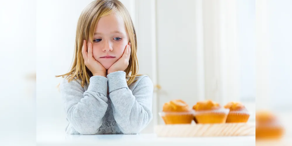 Tanto adultos quanto crianças celíacas podem desenvolver distúrbios como anorexia e compulsão alimentar