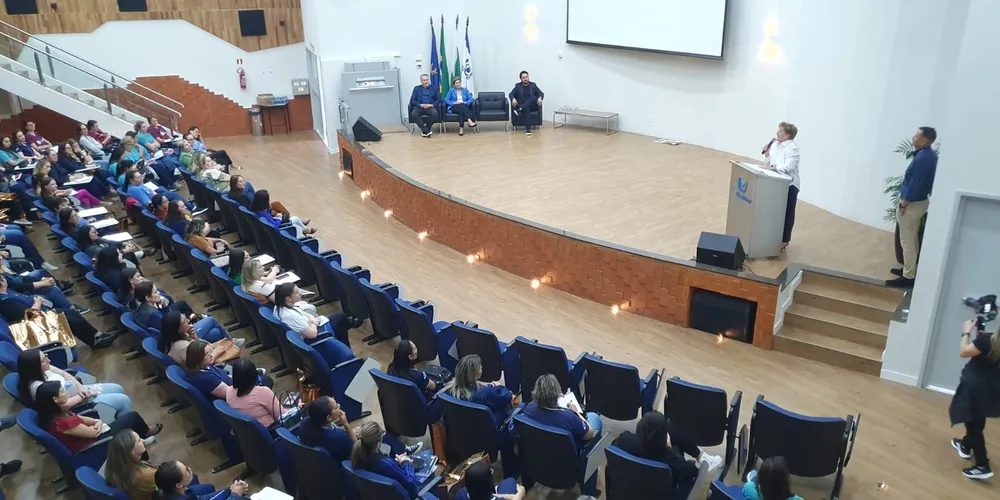Palestra de anúncio do programa