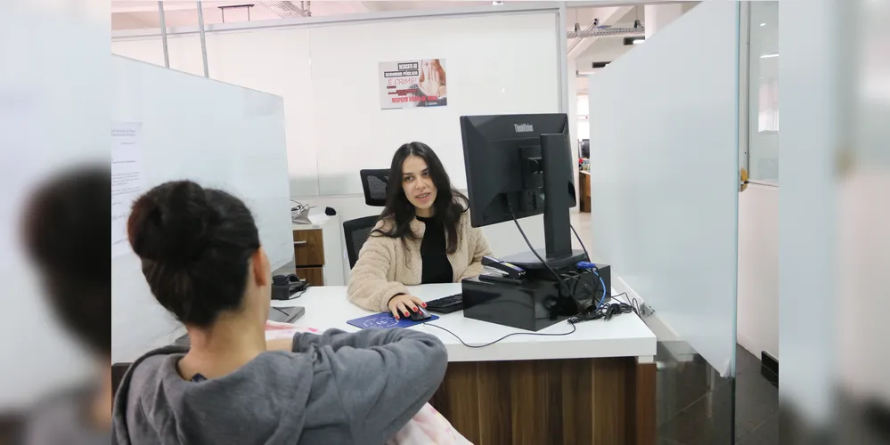 Bolsas variam de R$ 500 a R$ 1 mil e todos terão vale-transporte de R$ 100
