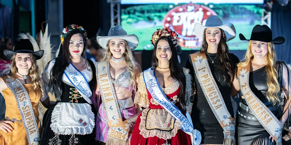 Primeiro dia teve a escolha da Rainha e Princesas da festa