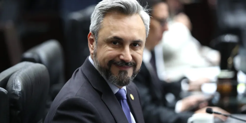 Deputado Fabio Oliveira é representante oficial de Ponta Grossa na Assembleia Legislativa do Paraná